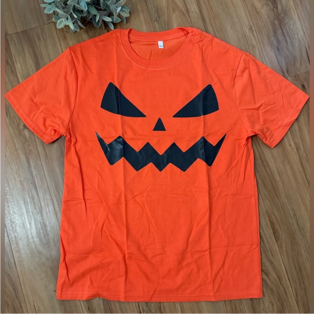 ~ New Orange Halloween Pumpkin Face T-Shirt~